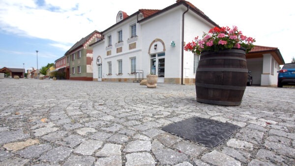 ŠACHTA MODULO – nejpoužívanější šachta pro rodinné domy | HUTIRA