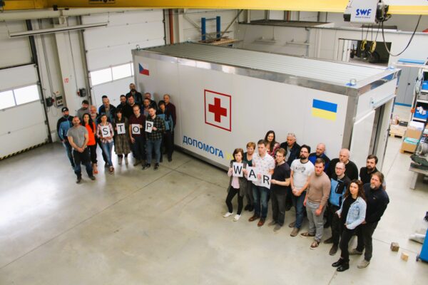 HUTIRA helped in Ukraine by supplying a generator for ambulances, a mobile water treatment plant and a container