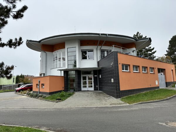 Podporujeme kvalitu vzdělávání budoucích plynařů: středoškolákům jsme věnovali regulační techniku | HUTIRA