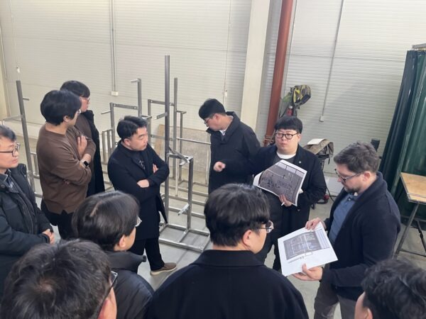 Konsorcium předních korejských výrobců palivových článků, společně s dalšími odborníky, navštívilo sídlo naší společnosti v Popůvkách | HUTIRA