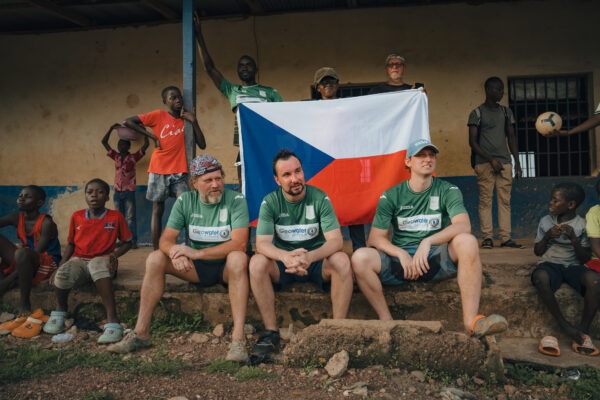 The hard work in Ghana paid off. Drinking water from the Birim River is a miracle for locals | HUTIRA